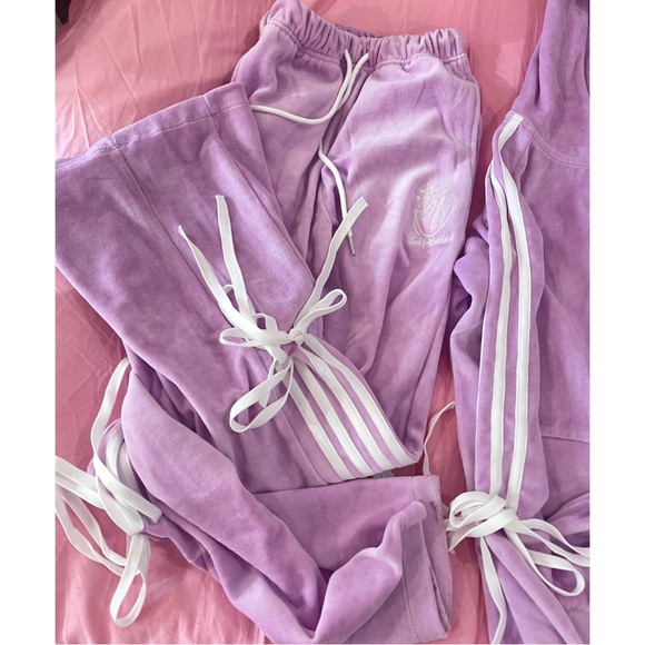 AELFRIC EDEN ribbon bow hoodie tracksuit set - Picture 3 of 5